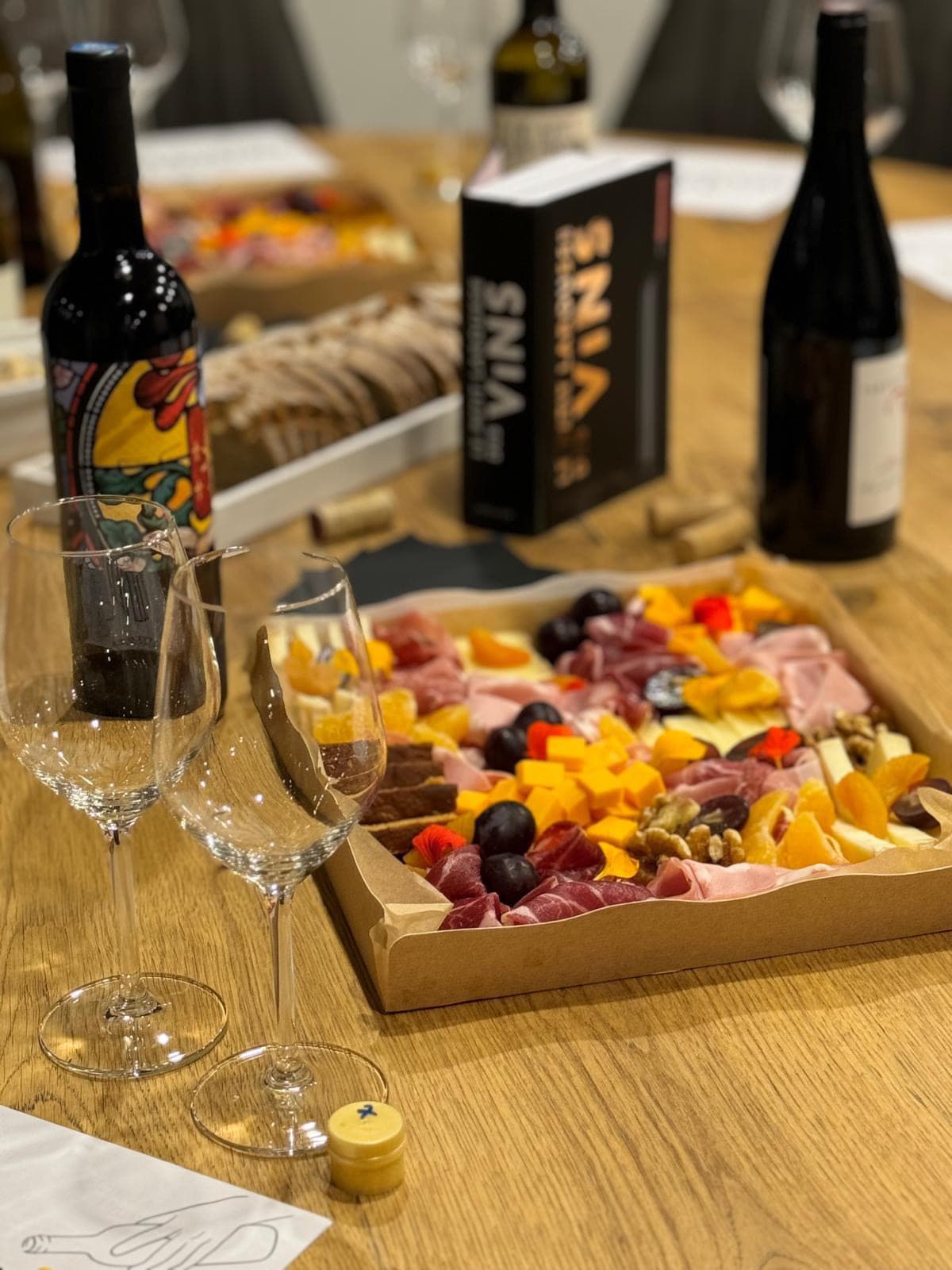 Atelier oenologie, initiation à la dégustation avec Florian de L'Imprévu 